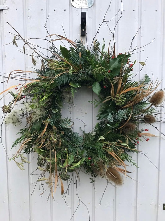 Atelier de cueillette et création de couronne de Noël & dîner